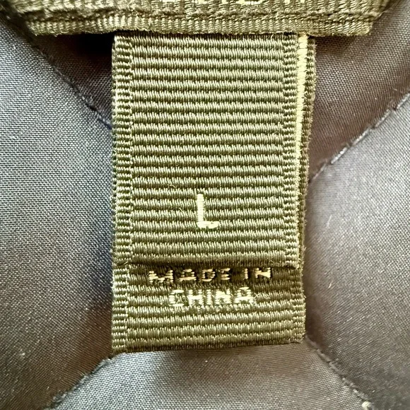 J. Crew Quilted Barn Jacket: Navy Blue, corduroy collar, gold-tone hardware - Picture 4 of 6